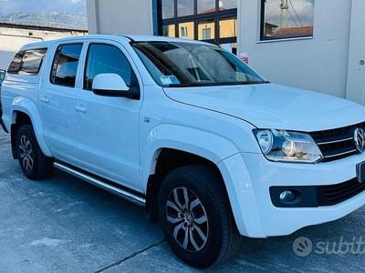 Usata VW Amarok 180 CV (132 kW) 2015 Bianco Pick-up