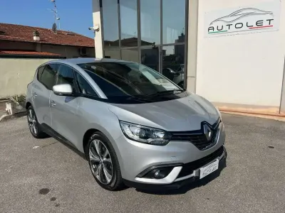 Usata Renault Scénic III Intens 110 CV (80 kW) 2017 Argento Monovolume