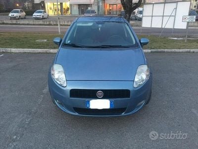 Usata Fiat Grande Punto Dynamic 77 CV (56 kW) 2009 Utilitaria