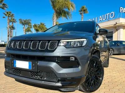 Usata Jeep Compass 179 CV (131 kW) 2023 Grigio SUV