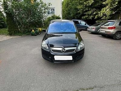Usata Opel Zafira 105 CV (77 kW) 2006 Nero Monovolume