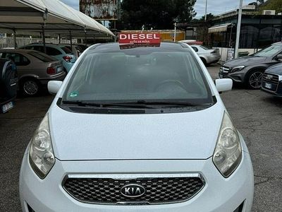 Usata Kia Venga 125 CV (91 kW) 2011 Bianco Utilitaria