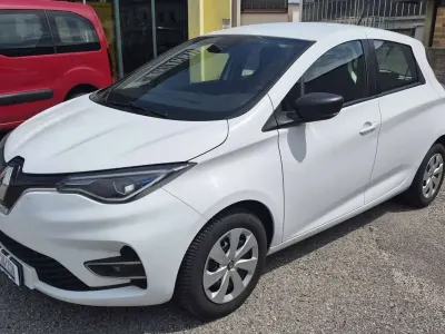 Usata Renault Zoe Life 50 kW (69 CV) 2021 Bianco Utilitaria