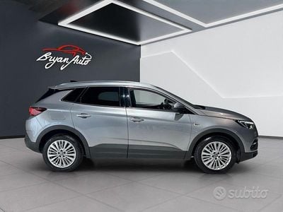 Usata Opel Grandland X Innovation 131 CV (96 kW) 2018 Grigio SUV