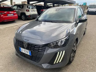 Nuova Peugeot 208 Allure 101 CV (74 kW) 2026 Grigio Utilitaria