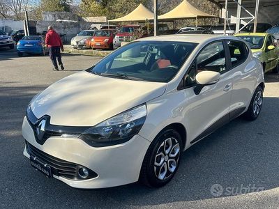 Usata Renault Clio IV 75 CV (55 kW) 2015 Beige Berlina