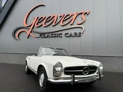 Usata Mercedes 230 150 CV (110 kW) 1966 Bianco Cabrio