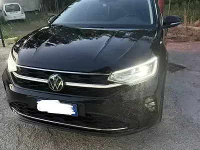 Usata VW Taigo Life 95 CV (69 kW) 2023 Nero SUV