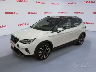 Usata Seat Arona Black Edition 95 CV (69 kW) 2024 Bianco SUV