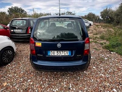 Usata Fiat Idea 90 CV (66 kW) 2008 Grigio Monovolume