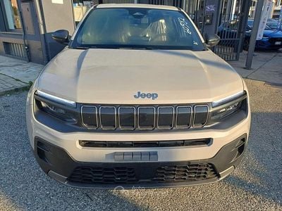 Nuova Jeep Avenger Longitude 101 CV (74 kW) 2026 Beige SUV