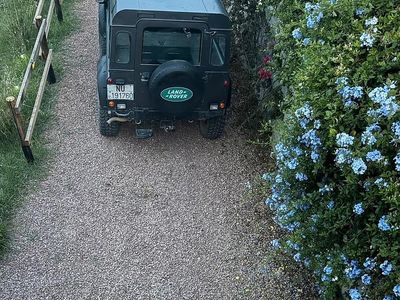 Käytetty Land Rover Defender 1990 Harmaa Sedan
