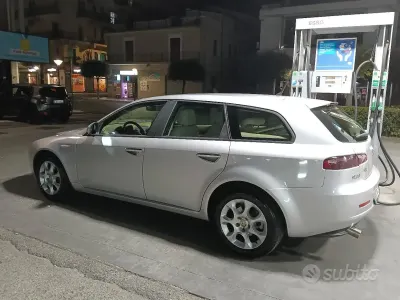 Usata Alfa Romeo 159 150 CV (110 kW) 2009 Station wagon