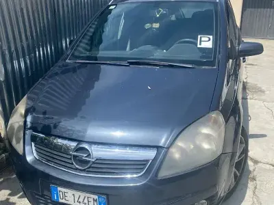 Usata Opel Zafira Enjoy 120 CV (88 kW) 2007 Bluazzurro Monovolume