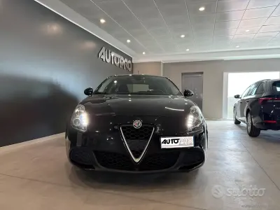 Usata Alfa Romeo Giulietta 120 CV (88 kW) 2016 Nero Utilitaria