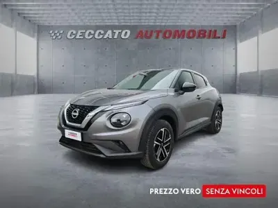 Usata Nissan Juke N-Connecta 114 CV (83 kW) 2024 Grigio SUV