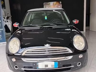 Usata Mini Cooper 90 CV (66 kW) 2006 Nero Utilitaria