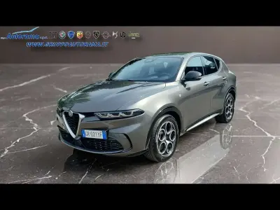 Usado Alfa Romeo Tonale Ti 160 CV (117 kW) 2024 Gris SUV