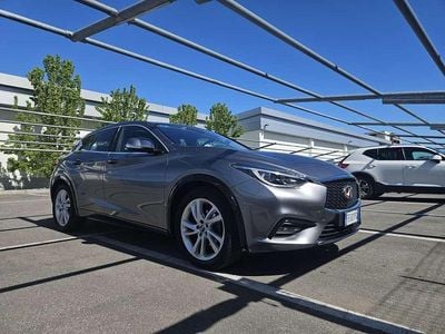 Usata Infiniti Q30 Business 109 CV (80 kW) 2016 Berlina
