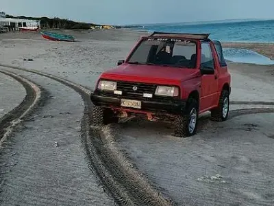 Usata Suzuki Vitara 1991 Rosso Cabrio