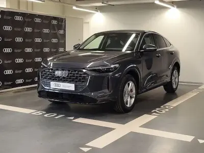 Nuova Audi Q5 Sportback Advanced 204 CV (150 kW) 2025 Grigio tambora metallizzato SUV
