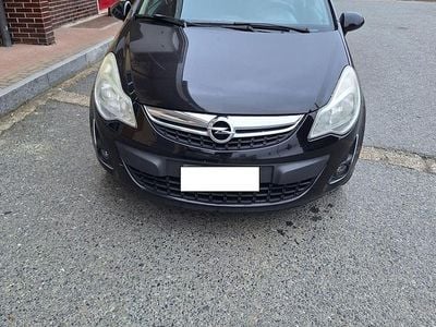 Usata Opel Corsa 75 CV (55 kW) 2011 Nero Utilitaria