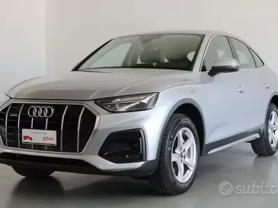 Usata Audi Q5 Business 204 CV (150 kW) 2022 Argento floret metallizzato SUV