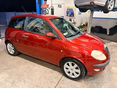 Usata Lancia Ypsilon 2005 Utilitaria