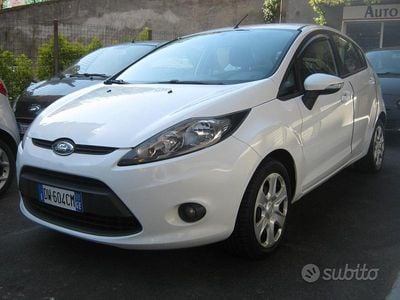Second-hand Ford Fiesta 70 CP (51 kW) 2009 Alb Hatchback