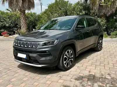Usata Jeep Compass Limited 131 CV (96 kW) 2022 Grigio SUV