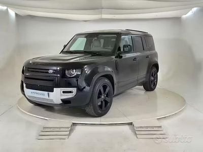 Usata Land Rover Defender SE Dynamic 200 CV (147 kW) 2023 Nero SUV