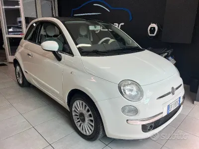 Usata Fiat 500 Lounge 69 CV (50 kW) 2011 Bianco Utilitaria