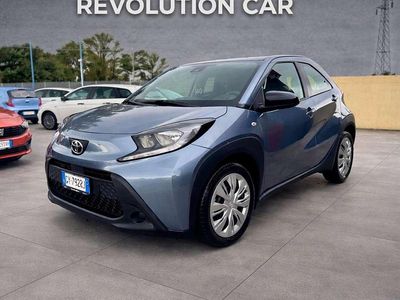 Grigio Usata 2025 Toyota Aygo X Active SUV | 14.990 € (Buon prezzo)