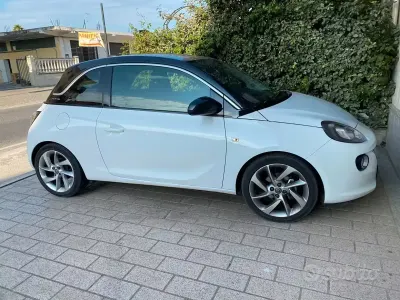 Usata Opel Adam Slam 69 CV (50 kW) 2016 Bianco Utilitaria
