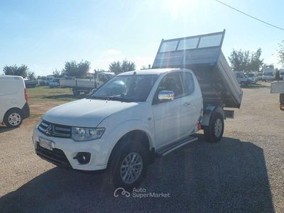 Usata Mitsubishi L200 179 CV (131 kW) 2015 Bianco Pick-up
