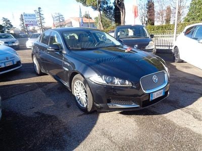 Usata Jaguar XF 190 CV (139 kW) 2012 Nero Berlina