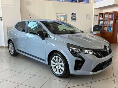 Usata Renault Clio V Evolution 101 CV (74 kW) 2024 Bianco ghiaccio Berlina