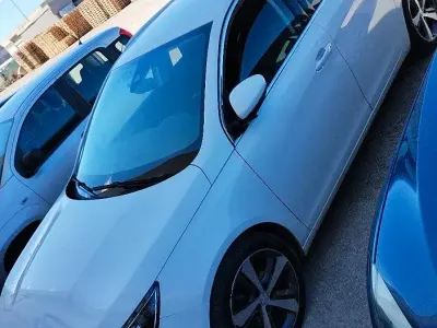 Usata Peugeot 308 SW Allure 120 CV (88 kW) 2017 Bianco Station wagon
