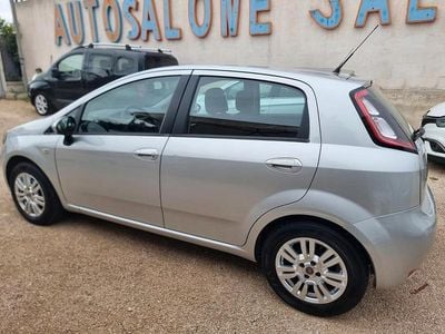 Usata Fiat Punto Pop 75 CV (55 kW) 2012 Grigio Utilitaria