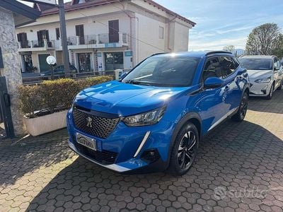 Usata Peugeot 2008 Allure 131 CV (96 kW) 2021 Blu SUV
