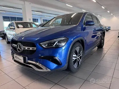 Usata Mercedes GLA200 Advanced Plus 150 CV (110 kW) 2023 Blu/azzurro SUV