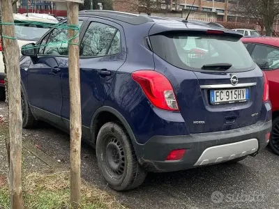 Usata Opel Mokka 136 CV (100 kW) 2016 Bluazzurro SUV