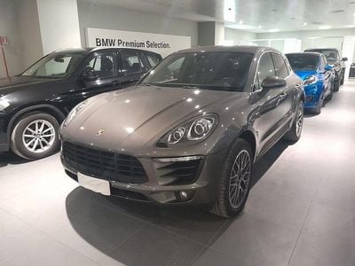Grigio Usata 2015 Porsche Macan SUV | 34.700 € (Buon prezzo)