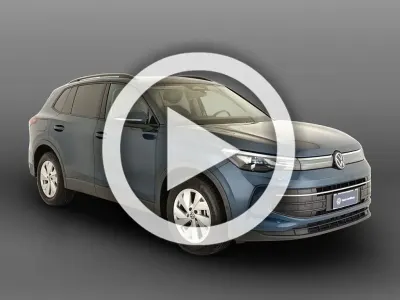 Begagnad VW Tiguan Life 150 HK (110 kW) 2024 Blå SUV