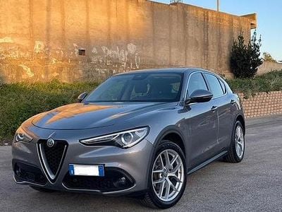 Usata Alfa Romeo Stelvio 210 CV (154 kW) 2017 Grigio SUV