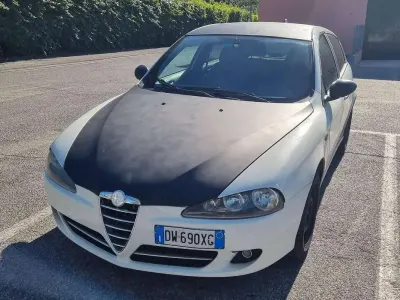 Usata Alfa Romeo 147 105 CV (77 kW) 2009 Utilitaria