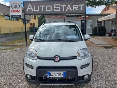 Usata Fiat Panda 4x4 Climbing 75 CV (55 kW) 2013 Bianco Utilitaria