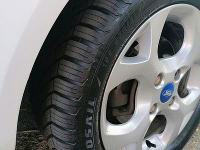 Usata Ford Fiesta Titanium 60 CV (44 kW) 2012 Bianco Utilitaria