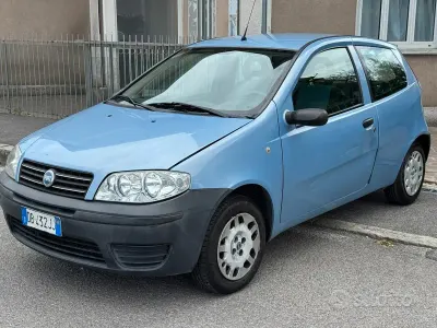 Gebraucht Fiat Punto Active 60 PS (44 kW) 2006 Blau Kleinwagen
