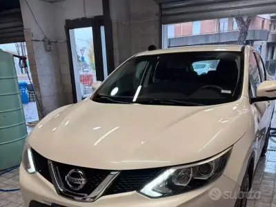 Usata Nissan Qashqai 116 CV (85 kW) 2014 Bianco SUV